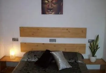 Villas Coll L' Escala Hotel